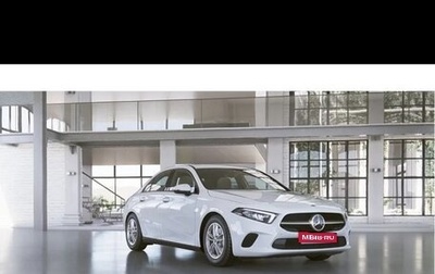 Mercedes-Benz A-Класс, 2019 год, 3 000 000 рублей, 1 фотография