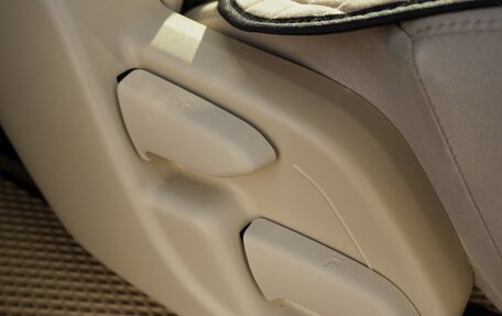 Toyota Alphard III, 2018 год, 3 750 000 рублей, 28 фотография