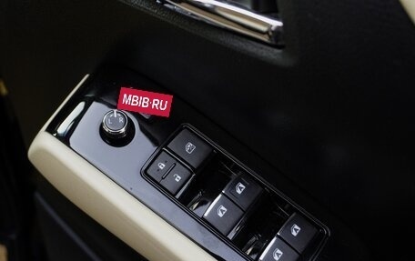 Toyota Alphard III, 2018 год, 3 750 000 рублей, 24 фотография