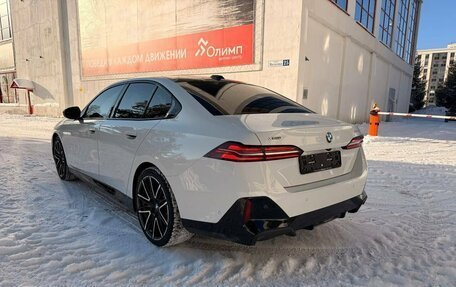 BMW 5 серия, 2024 год, 8 600 000 рублей, 3 фотография