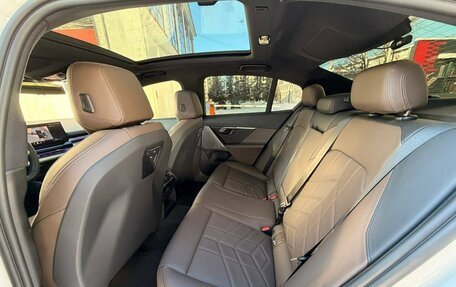 BMW 5 серия, 2024 год, 8 600 000 рублей, 13 фотография