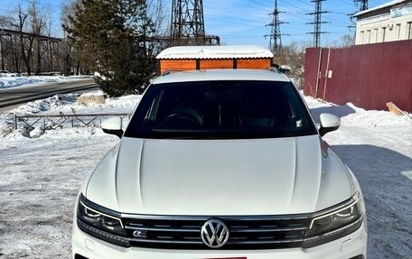 Volkswagen Tiguan II, 2018 год, 2 250 000 рублей, 4 фотография