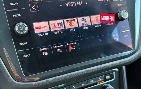 Volkswagen Tiguan II, 2017 год, 2 700 000 рублей, 6 фотография