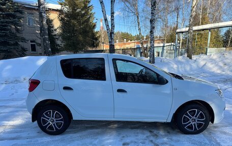 Renault Sandero II рестайлинг, 2019 год, 720 000 рублей, 8 фотография