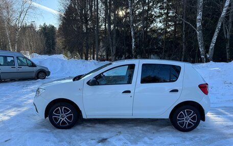 Renault Sandero II рестайлинг, 2019 год, 720 000 рублей, 4 фотография