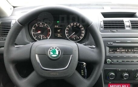 Skoda Octavia, 2012 год, 870 000 рублей, 9 фотография