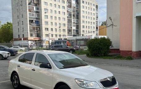 Skoda Octavia, 2012 год, 870 000 рублей, 2 фотография