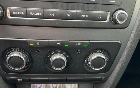 Skoda Octavia, 2012 год, 870 000 рублей, 16 фотография