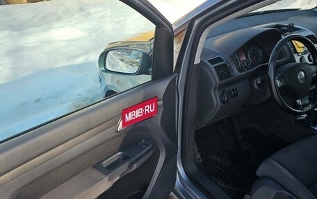 Volkswagen Touran III, 2009 год, 580 000 рублей, 5 фотография