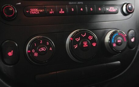 KIA Soul II рестайлинг, 2015 год, 998 000 рублей, 13 фотография