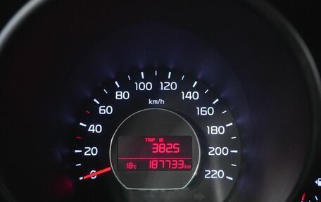 KIA Soul II рестайлинг, 2015 год, 998 000 рублей, 17 фотография