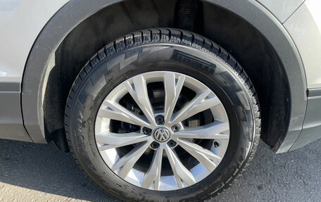 Volkswagen Tiguan II, 2020 год, 2 462 000 рублей, 12 фотография