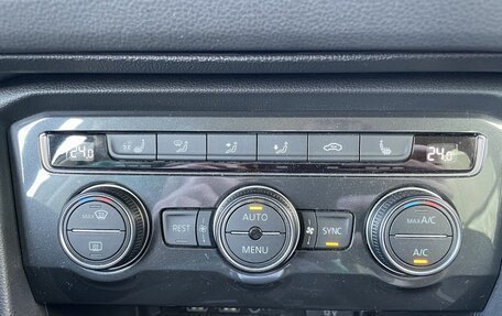 Volkswagen Tiguan II, 2020 год, 2 462 000 рублей, 17 фотография