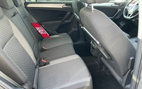 Volkswagen Tiguan II, 2020 год, 2 462 000 рублей, 11 фотография