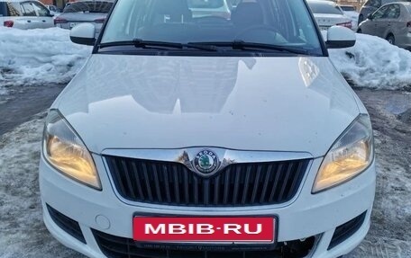 Skoda Fabia II, 2013 год, 520 000 рублей, 2 фотография