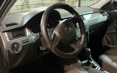 Skoda Rapid I, 2014 год, 899 000 рублей, 14 фотография