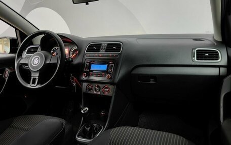 Volkswagen Polo VI (EU Market), 2012 год, 859 000 рублей, 13 фотография