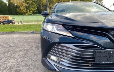 Toyota Camry, 2018 год, 3 100 000 рублей, 4 фотография