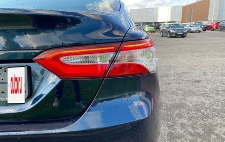 Toyota Camry, 2018 год, 3 100 000 рублей, 9 фотография