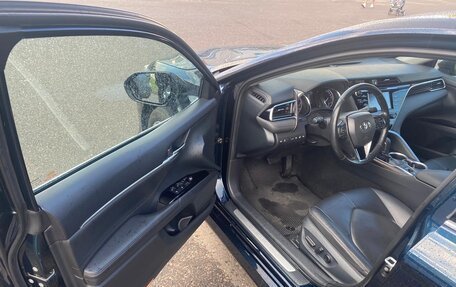 Toyota Camry, 2018 год, 3 100 000 рублей, 23 фотография