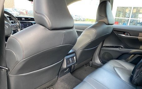 Toyota Camry, 2018 год, 3 100 000 рублей, 16 фотография