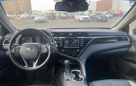 Toyota Camry, 2018 год, 3 100 000 рублей, 14 фотография