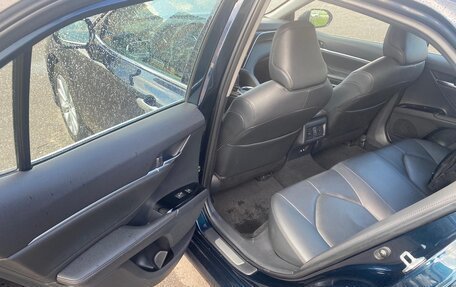 Toyota Camry, 2018 год, 3 100 000 рублей, 20 фотография