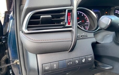 Toyota Camry, 2018 год, 3 100 000 рублей, 22 фотография