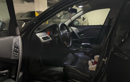 BMW 5 серия, 2004 год, 1 199 000 рублей, 22 фотография