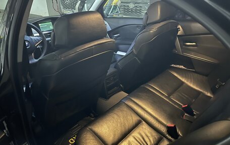 BMW 5 серия, 2004 год, 1 199 000 рублей, 21 фотография