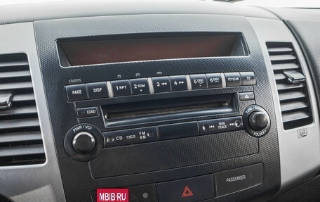 Mitsubishi Outlander III рестайлинг 3, 2010 год, 1 199 000 рублей, 15 фотография