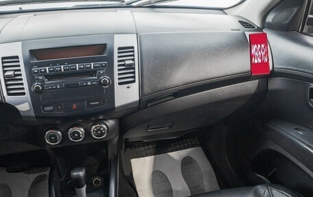 Mitsubishi Outlander III рестайлинг 3, 2010 год, 1 199 000 рублей, 18 фотография