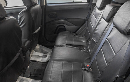 Mitsubishi Outlander III рестайлинг 3, 2010 год, 1 199 000 рублей, 20 фотография