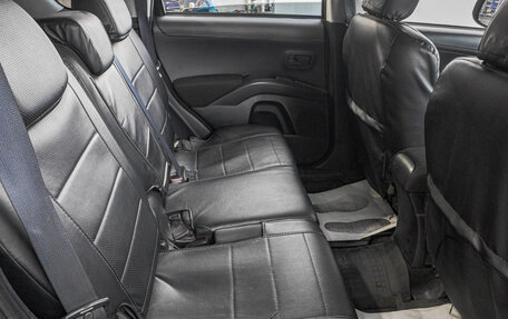 Mitsubishi Outlander III рестайлинг 3, 2010 год, 1 199 000 рублей, 21 фотография