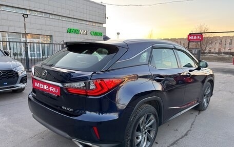 Lexus RX IV рестайлинг, 2018 год, 3 800 000 рублей, 4 фотография