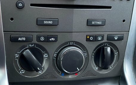 Opel Antara I, 2013 год, 899 000 рублей, 24 фотография