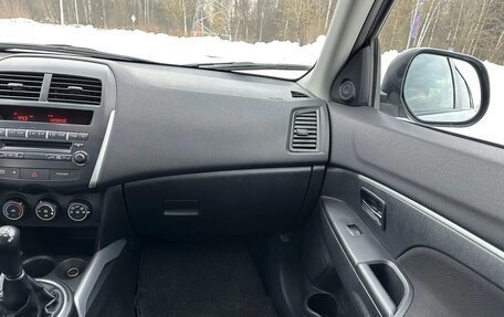 Mitsubishi ASX I рестайлинг, 2010 год, 950 000 рублей, 12 фотография