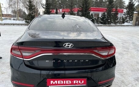 Hyundai Grandeur, 2018 год, 2 100 000 рублей, 3 фотография