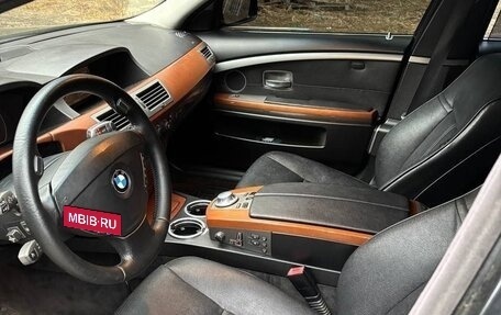 BMW 7 серия, 2004 год, 1 000 000 рублей, 6 фотография