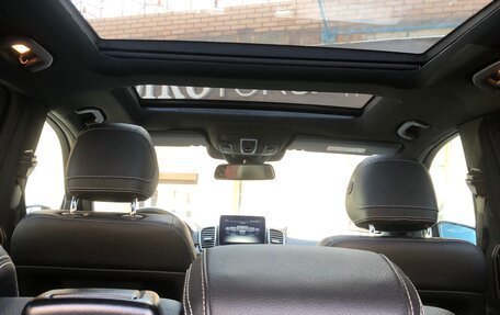 Mercedes-Benz GLE, 2018 год, 4 200 000 рублей, 30 фотография