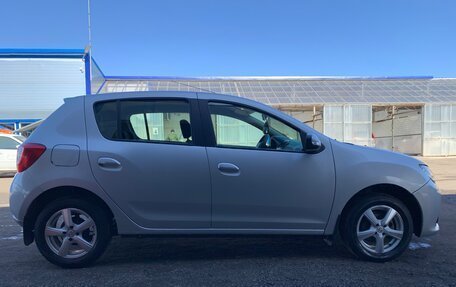 Renault Sandero II рестайлинг, 2015 год, 870 000 рублей, 9 фотография