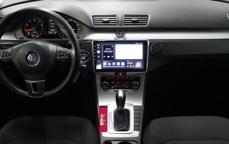 Volkswagen Passat B7, 2011 год, 990 000 рублей, 18 фотография