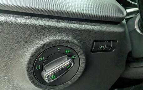 Skoda Rapid II, 2021 год, 1 370 000 рублей, 11 фотография