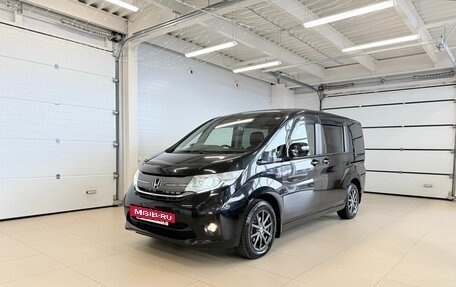 Honda Stepwgn IV, 2015 год, 1 999 000 рублей, 2 фотография