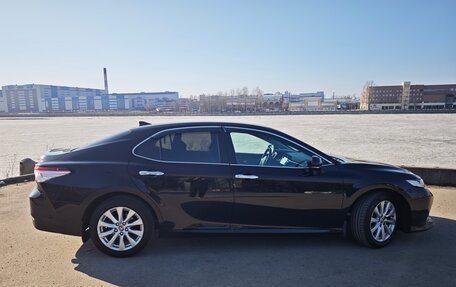 Toyota Camry, 2020 год, 3 095 000 рублей, 5 фотография