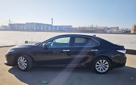 Toyota Camry, 2020 год, 3 095 000 рублей, 4 фотография