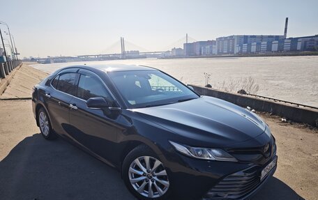 Toyota Camry, 2020 год, 3 095 000 рублей, 2 фотография