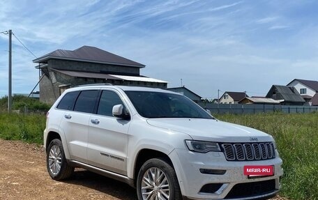 Jeep Grand Cherokee, 2018 год, 4 200 000 рублей, 8 фотография