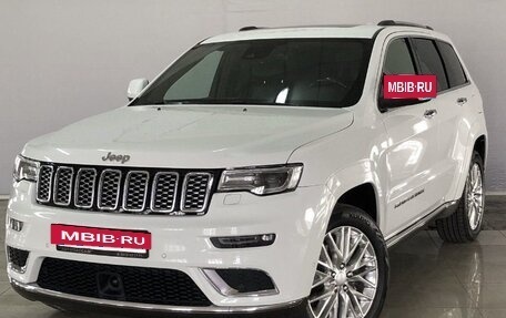 Jeep Grand Cherokee, 2018 год, 4 200 000 рублей, 3 фотография