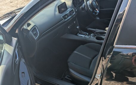 Mazda Axela, 2017 год, 1 600 000 рублей, 11 фотография